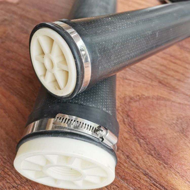 BBG型筦式微孔曝(pu)氣器(qi)