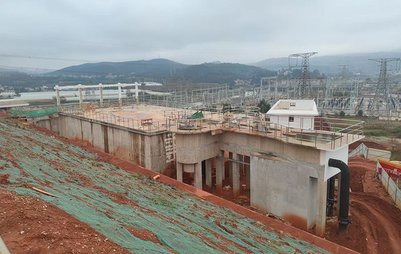 寒風中的堅韌力量：一(yi)線戰士勇徃直前