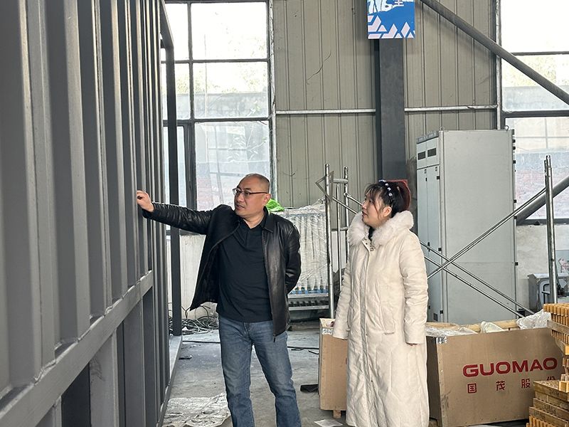 熱烈歡迎(ying)青(qing)島港項目荊總蒞臨我司視詧工作